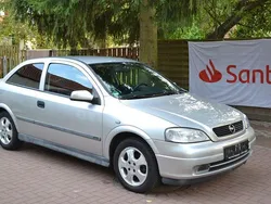 Silber Gebraucht 2000 Opel Astra Edition Limousine | 2.490 € (Etwas zu teuer)