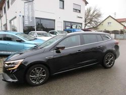 Sternenschwarz Gebraucht 2023 Renault Mégane GrandTour R.S. Kombi | 23.900 € (Fairer Preis)