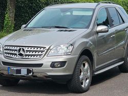 Grau Gebraucht 2006 Mercedes ML350 SUV | 7.500 € (Guter Preis)