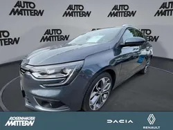 Titaniumgrau (metallic) Gebraucht 2020 Renault Mégane GrandTour Bose Edition Kombi | 18.450 € (Fairer Preis)