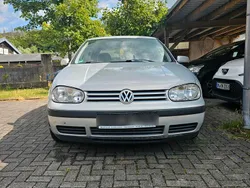 Grau Gebraucht 1999 VW Golf IV Limousine | 600 € (Guter Preis)