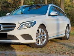 Weiß Gebraucht 2019 Mercedes C180 Kombi | 24.590 € (Fairer Preis)