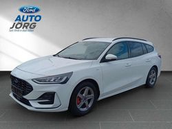 Weiss Gebraucht 2022 Ford Focus ST-Line X Kombi | 20.469 € (Fairer Preis)