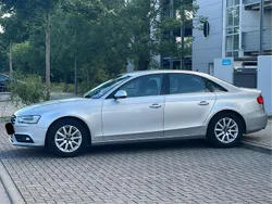 Silber Gebraucht 2012 Audi A4 Limousine | 8.600 € (Guter Preis)