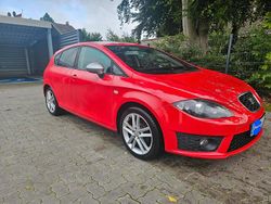 Rot Gebraucht 2012 Seat Leon FR Limousine | 5.850 € (Superpreis)