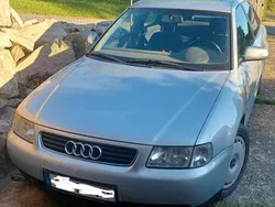 Silber Gebraucht 1999 Audi A3 Limousine | 4.300 €