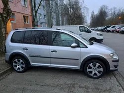 VW Touran Cross