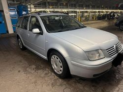 Silber Gebraucht 2001 VW Bora Limousine | 1.650 € (Fairer Preis)