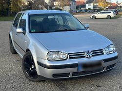 Silber Gebraucht 2003 VW Golf IV Limousine | 1.590 € (Fairer Preis)