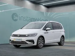 Weiß Gebraucht 2024 VW Touran R-line Van / Kleinbus | 39.780 € (Fairer Preis)