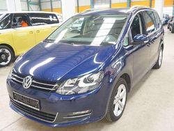Blau Gebraucht 2020 VW Sharan Highline Van / Kleinbus | 19.690 € (Guter Preis)