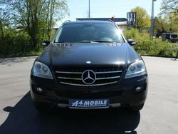 Schwarz metallic Gebraucht 2007 Mercedes ML280 SUV | 4.899 € (Fairer Preis)