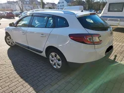 Weiß Gebraucht 2009 Renault Mégane GrandTour Kombi | 4.350 € (Etwas zu teuer)