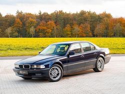 Blau Gebraucht 1997 BMW 740 Limousine | 29.900 €