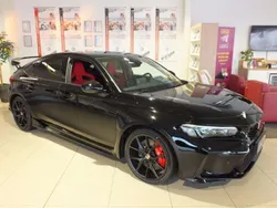Crystal black p. Gebraucht 2023 Honda Civic Type R Limousine | 59.900 € (Etwas zu teuer)