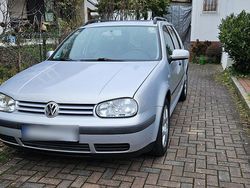 Silber Gebraucht 1999 VW Golf IV Kombi | 3.000 € (Teuer)