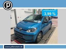 Blau Gebraucht 2021 VW e-up! Style Kleinwagen | 15.912 € (Etwas zu teuer)