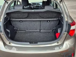 Grau Gebraucht 2017 Toyota Yaris Comfort Kleinwagen | 10.400 € (Guter Preis)