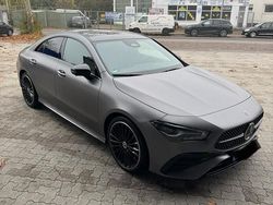 Grau Gebraucht 2024 Mercedes CLA200 AMG line Coupé | 36.000 € (Fairer Preis)