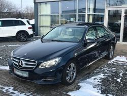 Blau Gebraucht 2014 Mercedes E250 Avantgarde Limousine | 16.999 € (Fairer Preis)