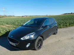 Schwarz Gebraucht 2017 Ford Fiesta Cool & Sound Edition Kleinwagen | 10.450 € (Fairer Preis)