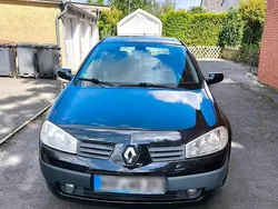 Schwarz Gebraucht 2004 Renault Mégane II Kleinwagen | 800 € (Guter Preis)