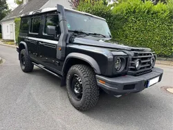 Grau Gebraucht 2023 Ineos Grenadier SUV | 69.800 € (Teuer)