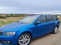 Blau Gebraucht 2016 Skoda Octavia Kombi | 11.200 € (Fairer Preis)