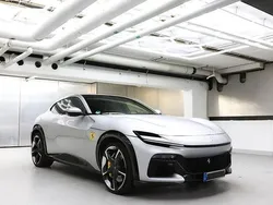 Silber Gebraucht 2023 Ferrari Purosangue SUV | 619.000 €