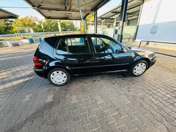 Schwarz Gebraucht 2000 VW Golf IV Kleinwagen | 2.200 € (Fairer Preis)