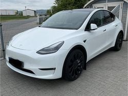Weiß Gebraucht 2024 Tesla Model Y Performance SUV | 41.499 € (Guter Preis)