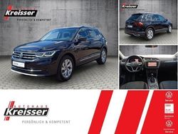 Deep black perleffekt (metallic) Gebraucht 2021 VW Tiguan Elegance SUV | 30.890 € (Etwas zu teuer)