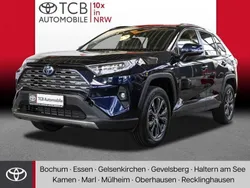 Nagoyablau Gebraucht 2024 Toyota RAV4 Hybrid Team SUV | 41.889 € (Fairer Preis)
