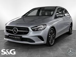 Metalliclack hightechsilber Gebraucht 2024 Mercedes B200 Progressive Van / Kleinbus | 32.480 € (Etwas zu teuer)