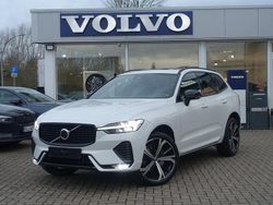 Weiß Gebraucht 2022 Volvo XC60 R-Design SUV | 36.900 € (Etwas zu teuer)