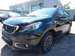 Schwarz Gebraucht 2017 Peugeot 2008 Active SUV | 7.950 € (Guter Preis)
