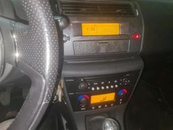 Andere farben Gebraucht 2005 Citroën C4 Limousine | 3.000 € (Fairer Preis)