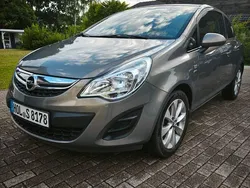 Braun Gebraucht 2013 Opel Corsa Active Kleinwagen | 5.800 € (Fairer Preis)