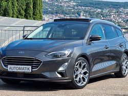 Grau Gebraucht 2018 Ford Focus Titanium Kombi | 16.199 € (Fairer Preis)