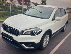 Weiß Gebraucht 2019 Suzuki SX4 S-Cross Comfort SUV | 9.500 € (Guter Preis)