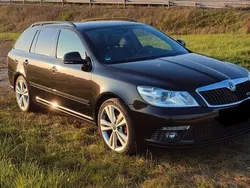 Schwarz Gebraucht 2012 Skoda Octavia RS Kombi | 6.100 € (Guter Preis)