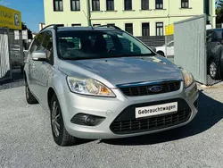 Silber Gebraucht 2011 Ford Focus Style Kombi | 4.499 € (Guter Preis)