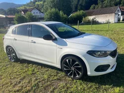 Weiß Gebraucht 2018 Fiat Tipo S Limousine | 13.690 € (Teuer)