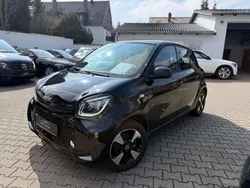 Schwarz Gebraucht 2021 Smart ForFour Electric Drive Exclusive Limousine | 11.480 € (Teuer)