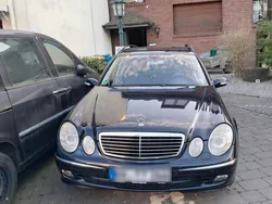 Mercedes E320
