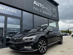 Deep black perleffekt Gebraucht 2021 VW Passat Elegance Kombi | 23.950 € (Etwas zu teuer)