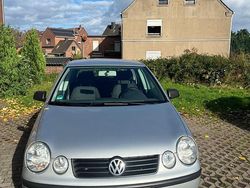 Silber Gebraucht 2004 VW Polo Kleinwagen | 2.600 € (Teuer)