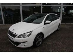 Weiß Gebraucht 2016 Peugeot 308 Style Kombi | 9.790 € (Etwas zu teuer)