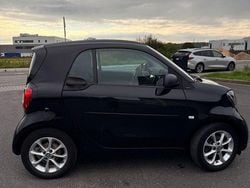 Schwarz Gebraucht 2017 Smart ForTwo Coupé Coupé | 6.900 € (Fairer Preis)