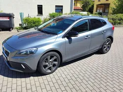 Gebraucht 2014 Volvo V40 CC Kombi | 9.790 € (Fairer Preis)